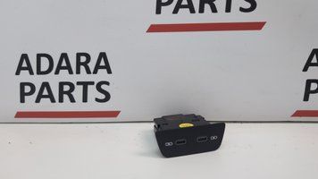 Роз'єм юсб (USB C) подвійний Volkswagen Golf 2022-2024 (mk8) 2G6035718 1097289 фото