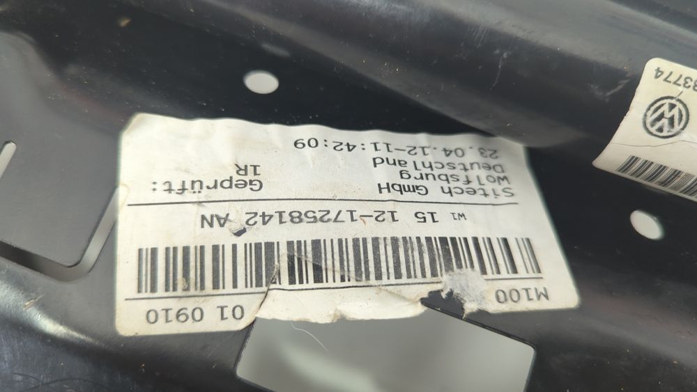 Каркас сиденья переднего правого низ Volkswagen CC 2013 - 2017 (1st Gen (35) restyle) 3C8881158 1035358 фото