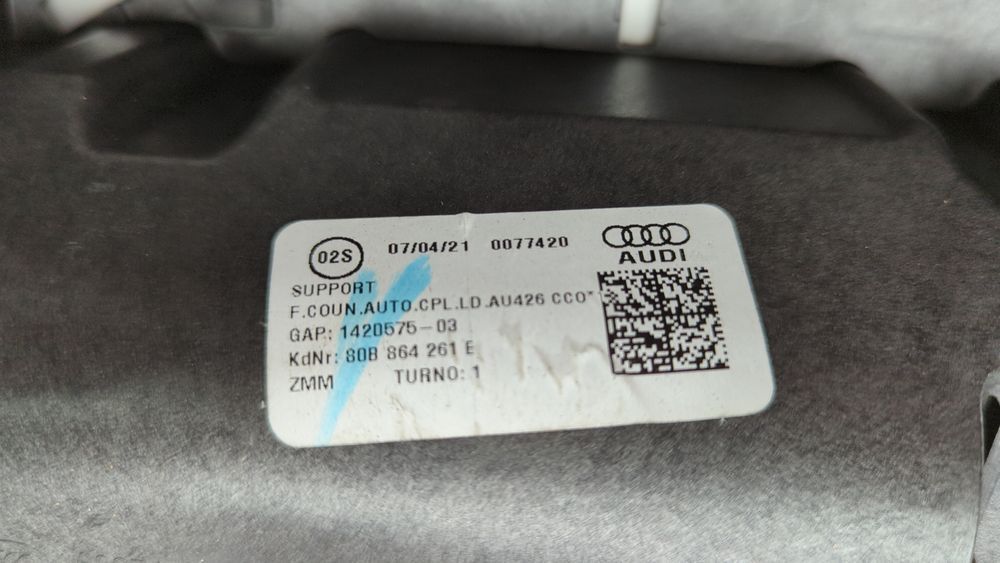 Кронштейн накладки центральної консолі Audi Q5 2021-2024 (80A restyle) 80B864261E 1055557 фото