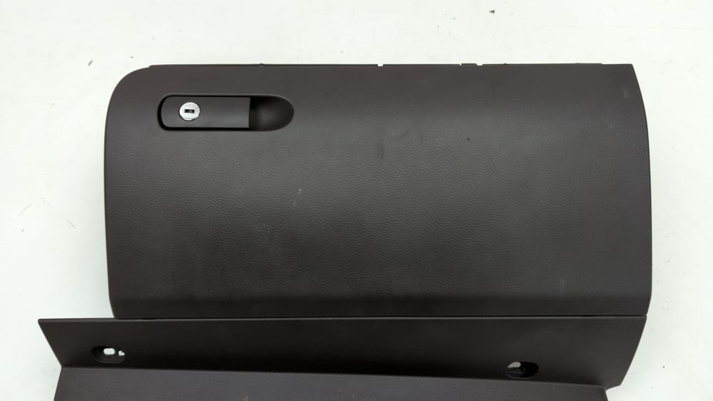 Крышка бардачка Volkswagen Touareg 2010-2014 (7P 2nd gen) 7P18571224A1 1038693 фото