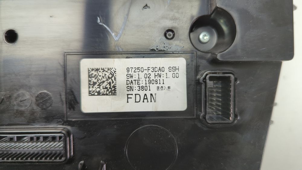 Панель управления климат-контролем Hyundai Elantra 2019-2020 (AD restyle) 97250F3DA0SSH 1036103 фото