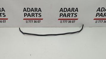 Уплотнитель водоотводящего короба Audi A4 2016-2019 (B9) 8W0819532A 1034880 фото