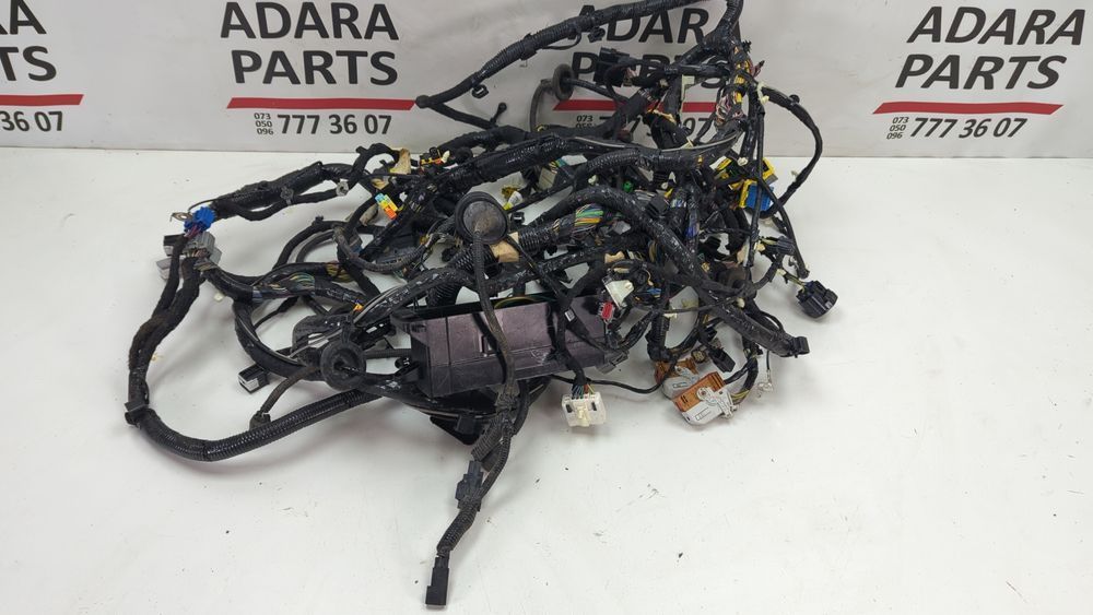 Жгут проводов салона Ford Escape 2013-2016 (3rd gen C520) DV6Z14A630Y 1049627 фото