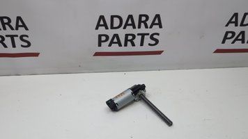 Моторчик регулювання висоти переднього лівого сидіння 2pin BMW X1 2016-2019 (F48) 52107358301 1093611 фото