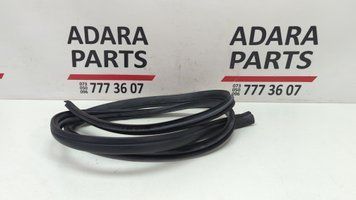 Уплотнитель проема задней двери Subaru Forester 2014-2016 (SJ) 63572SG000 1049771 фото