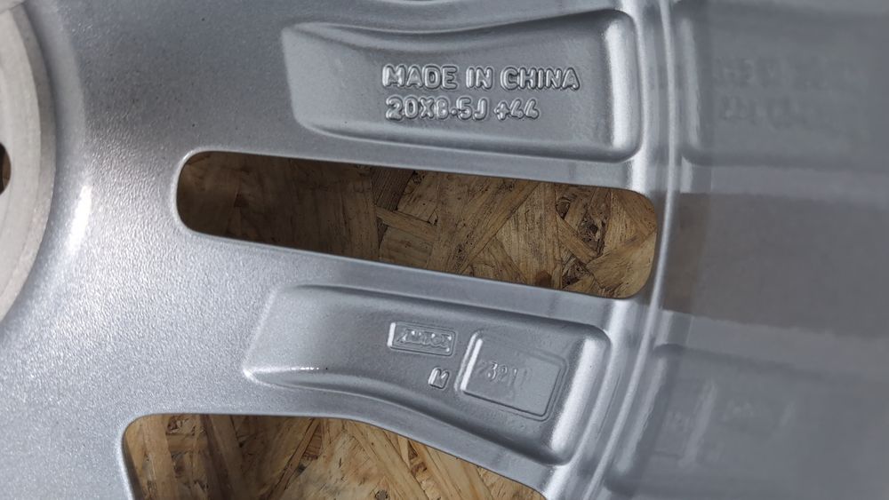 Комплект дисков R20 Ford Explorer 2016-2017 (U502 restyle) FB5Z1007CCP 1083660 фото