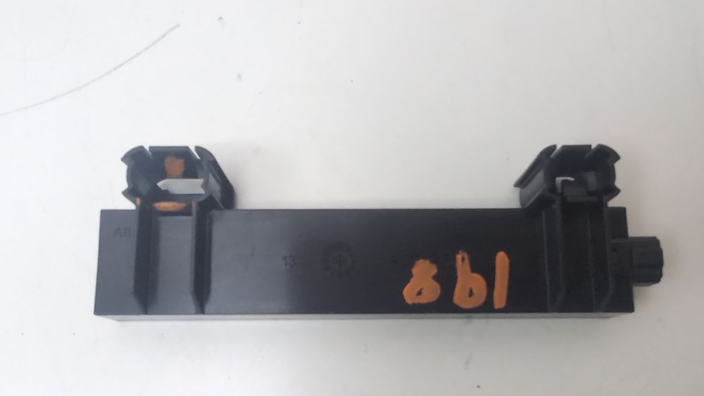 Антена відкриття кришки багажника Keyless (дефект) Volkswagen Golf 2022-2024 (mk8) 5WA962132 1097300 фото