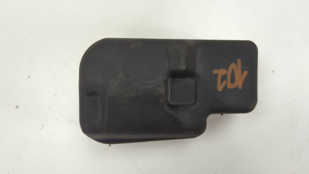 Шумоізоляція приводу замка багажника Mercedes Benz GLA 2017 - 2020 (X156) A1567570096 1049724 фото