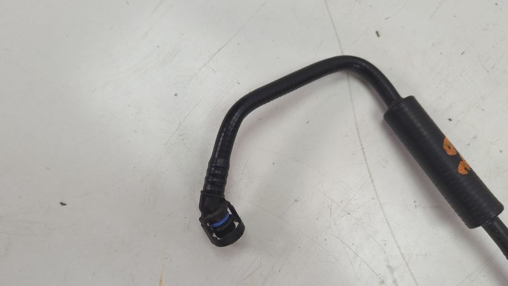 Трубопровід вентиляції паливного бака BMW 740 2013-2015 (F02) 13907636131 1043868 фото