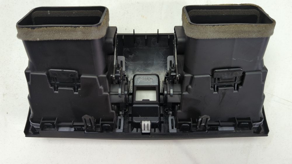 Накладка торпедо центральная Subaru Forester 2014-2016 (SJ) 66065FJ020 1050282 фото