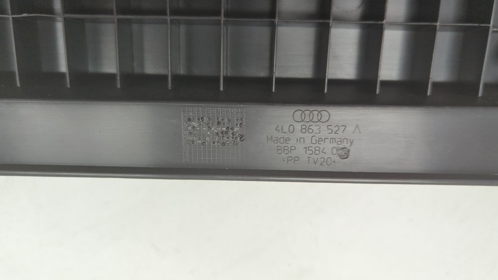 Кронштейн пола багажника левый (дефект) Audi Q7 2009-2015 (4L restyle) 4L0863527A4PK 1057530 фото