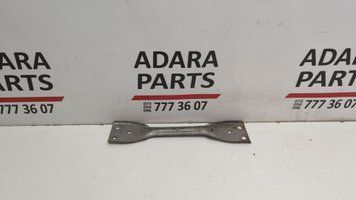 Кронштейн центрального тунелю передній Volkswagen Passat 2015-2022 (B8) 1K0804421C 1037025 фото
