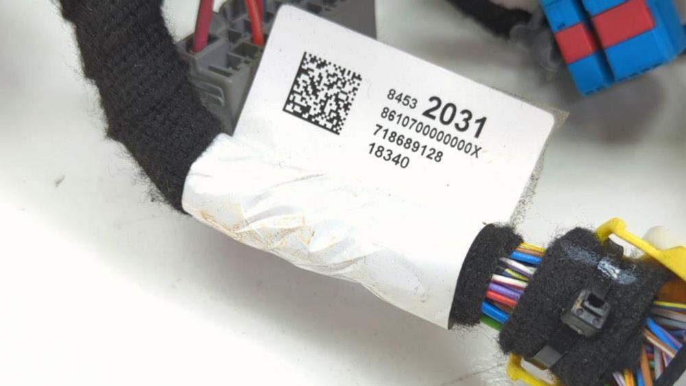 Джгут дротів торпедо з блоком запобіжників Chevrolet Equinox 2018-2021 (3rd gen) 84532031 1029793 фото