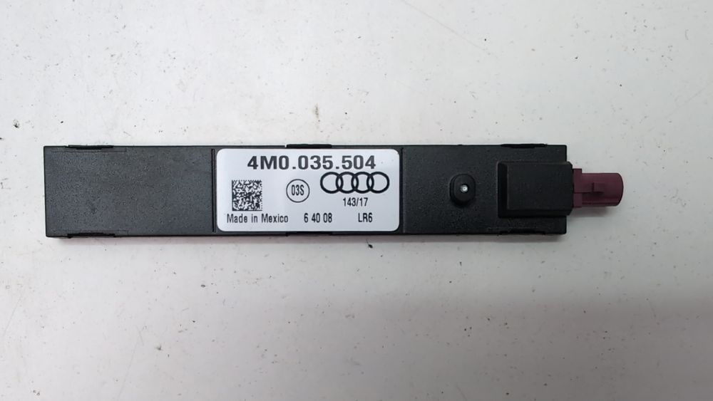 Усилитель антенны Audi Q7 2017-2019 (4M) 4M0035504 1079996 фото