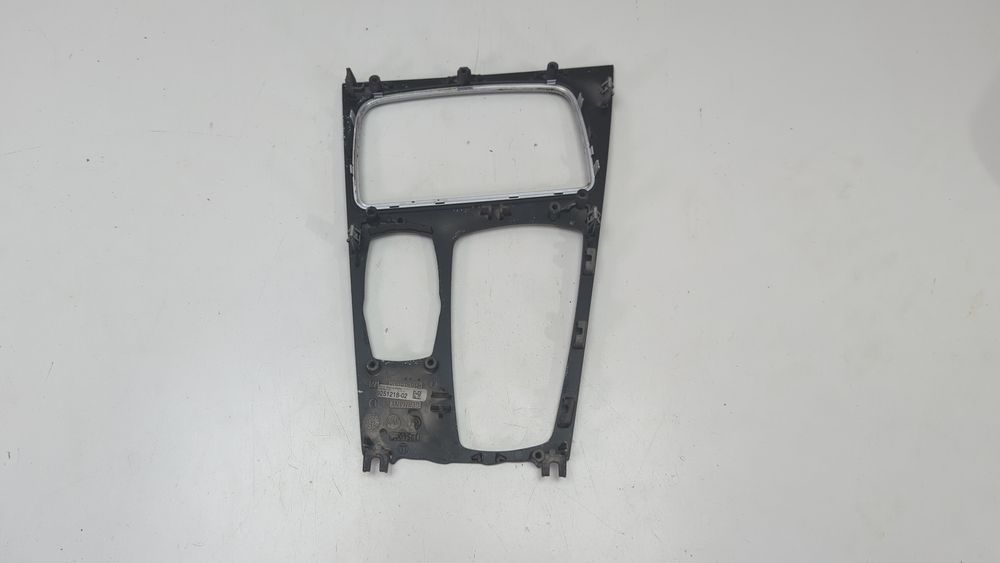 Декоративна накладка центральної консолі BMW 740 2013-2015 (F02) 51169251231 1047095 фото
