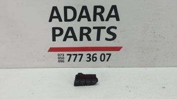 Кнопки помощи водителю в торпедо(правые) Ford Escape 2013-2016 (3rd gen C520) CJ5Z9C888A 1049574 фото