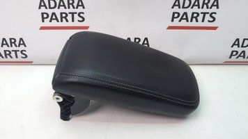 Підлокітник центральної консолі Mercedes Benz CLA250 2017-2019 (C117 restyle) A24668094015F19 1096953 фото
