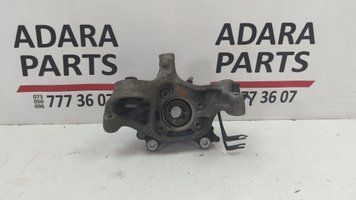 Цапфа (поворотний кулак) задня (ліва) Audi A4 2016-2019 (B9) 8W0505431Q 1047038 фото