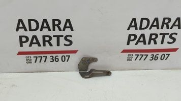 Кронштейн приемной трубы Volkswagen Touareg 2010-2014 (7P 2nd gen) 7P0253047A 1033582 фото