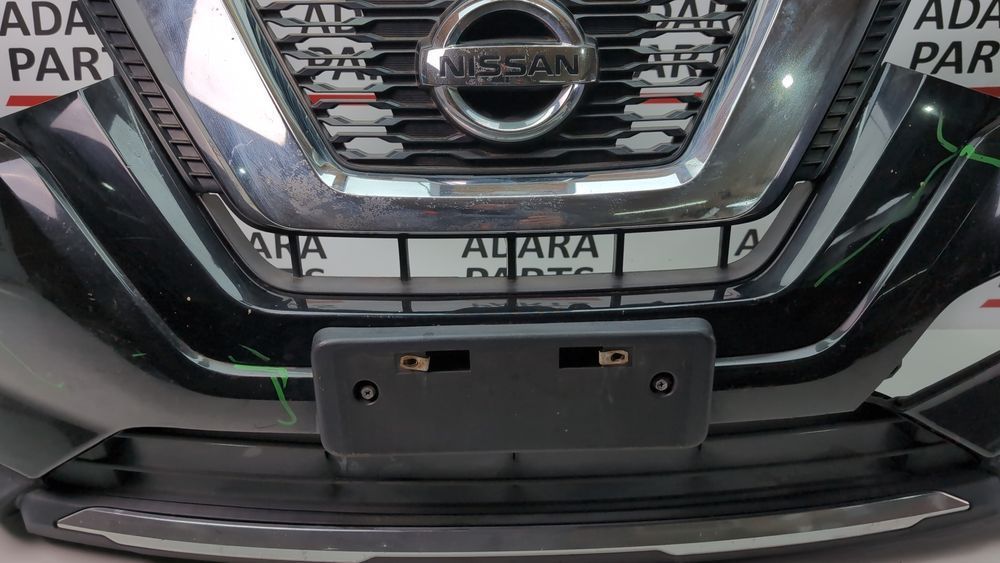 Накладка переднего бампера, центральная (дефект) Nissan Rogue 2017-2020 (T32 Restyle rest) 622786FL0A 1097203 фото