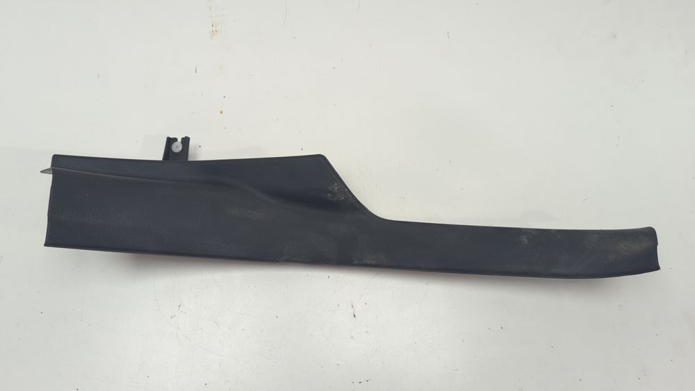Накладка порога зад прав внутр Subaru Outback 2010-2012 (B14(BR)) 94061AJ04AVH 1046408 фото