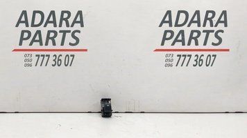 Кнопка стеклоподъемника передней правой двери Toyota Camry 2015-2017 (55) 84810-0E040 1018191 фото