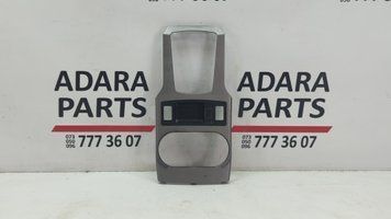 Накладка консолі акпп (дефект) Subaru Outback 2010-2012 (B14(BR)) 92122AJ00A 1046701 фото