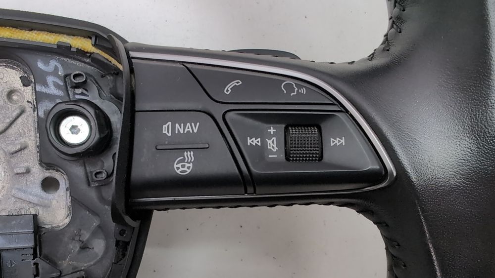 Кнопки керування на кермі у зборі Audi Q7 2017-2019 (4M) 4M0951523AXHA 1083653 фото