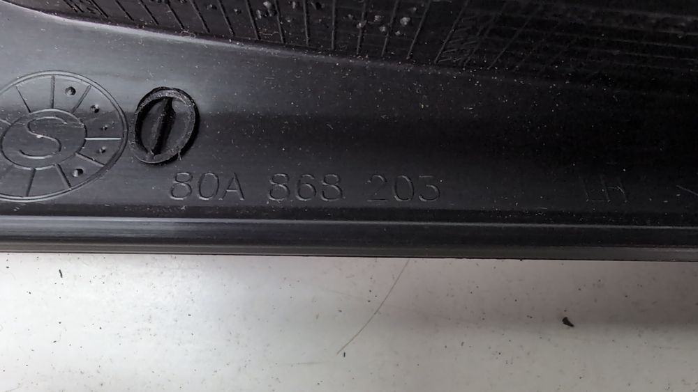 Накладка передньої лівої стійки центральна Audi Q5 2018-2020 (80A) 80A8682034PK 1091532 фото