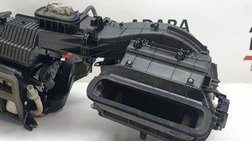 Актуатор моторчик привід печі кондиціонер Subaru Legacy 2015-2017 (BN) 72131AJ10A 1027028 фото
