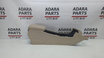 Центральна консоль (гола) Mercedes Benz CLA250 2017 - 2019 (C117 restyle) A17668031018L36 1064567 фото