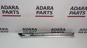 Шторка сонцезахисна двері задньої правої BMW X5 2014-2018 (F15) 51357373634 1080112 фото