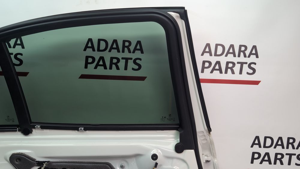 Накладка отвору скла дверей задньої лівої BMW 3 Series 2016-2018 (F30 Restyle rest) 51357259709 1093346 фото