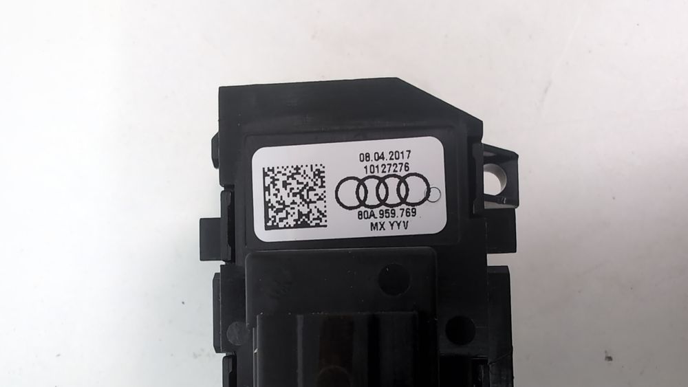 Кнопки пам'яті сидіння переднього лівого Audi Q5 2018-2020 (80A) 80A959769 1088050 фото