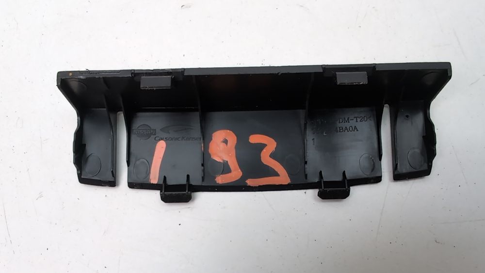Накладка центральної консолі під підлокітником Nissan Rogue 2017-2020 (T32 Restyle rest) 969184BA0A 1097355 фото
