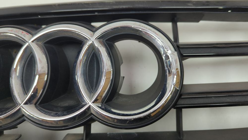 Решетка радиатора (дефект) Audi S7 2012-2015 (4G8) 4G8853651BCKA 1060545 фото