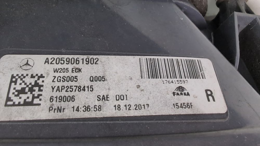 Фонарь задний правый Mercedes Benz C300 2015-2018 (W205) A2059061902 1080837 фото