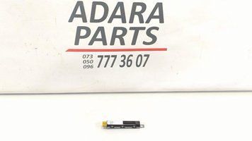 Усилитель антенны правый нижний Volkswagen Touareg 2010-2014 (7P 2nd gen) 7P6035552P 1006520 фото