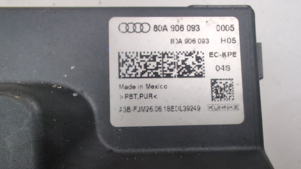 Блок керування паливного насоса Audi Q5 2018-2020 (80A) 80A906093 1078759 фото