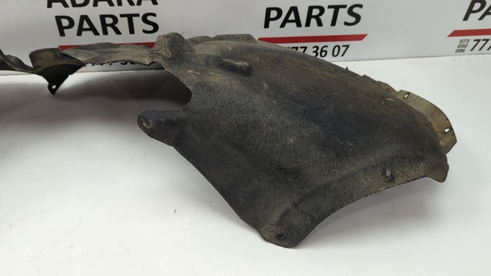Передний правый подкрылок задняя часть Volkswagen Touareg 2010-2014 (7P 2nd gen) 7P6805978 1059193 фото