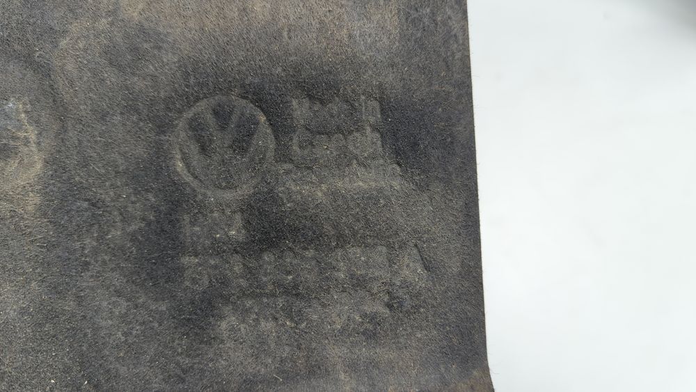 Передний правый подкрылок задняя часть Volkswagen Touareg 2010-2014 (7P 2nd gen) 7P6805978 1059193 фото