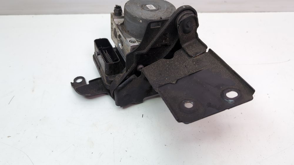 Кронштейн блоку abs Volkswagen Golf 2013-2017 (mk7) 5Q1614235 1096708 фото