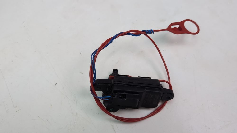 Замок люка бензобака Audi A5 2018-2019 (F5(8W6)) 8V0862153B 1103884 фото