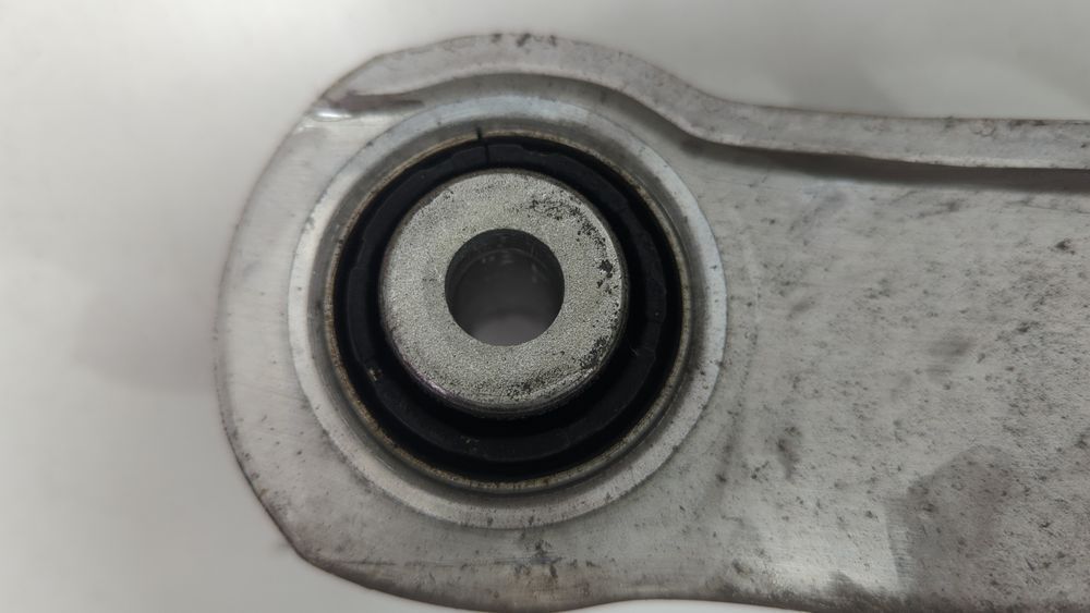 Рычаг задней подвески нижний поперечный лев/прав Audi S5 2016-2019 (F5(8W6)) 8W0505311H 1050685 фото