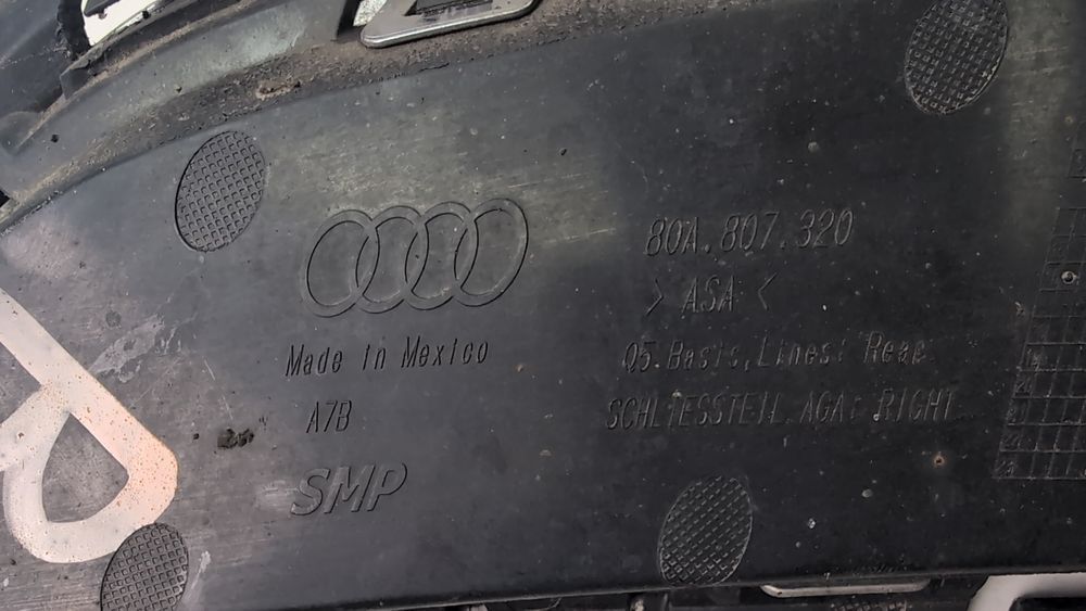 Накладка бампера заднього права хром Audi Q5 2018-2020 (80A) 80A8078342ZZ 1101281 фото