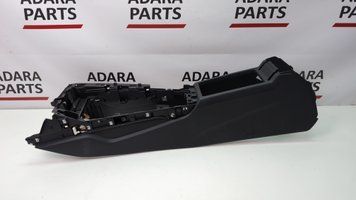 Центральна консоль гола (без підлокітника) Audi S4 2016-2019 (B9) 8W1863241D6PS 1082190 фото