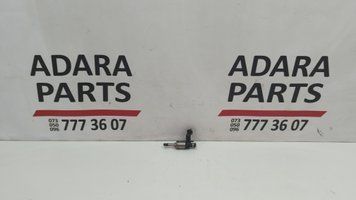 Форсунка топливная Ford Escape 2013-2016 (3rd gen C520) BB5Z9F593B 1049493 фото