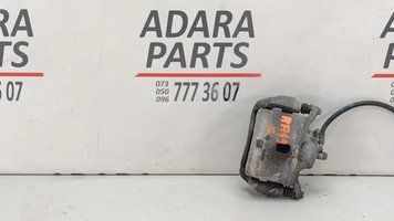 Суппорт тормозной передний (правый) Honda Civic 2016-2020 (10 gen restyle) 45018-T2F-A00 1021716 фото