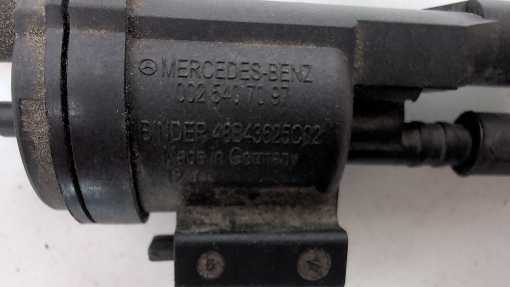 Клапан переключения турбины egr Mercedes Benz GLA 2017-2019 (X156) A0005003201 1071558 фото