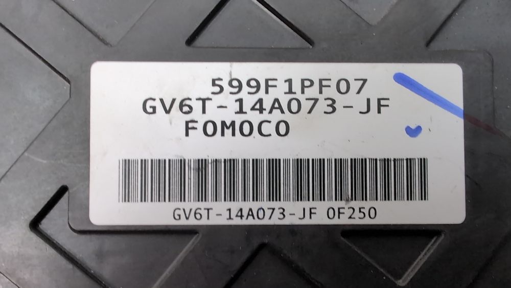 Блок предохранителей подторпедный Ford Escape 2017-2019 (3rd gen C520 restyle) JV6Z14A068C 1089981 фото